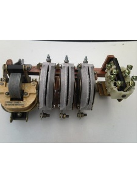 Контактор КТ-6032 (250А)